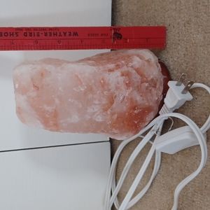 Himalayan Salt lamp
